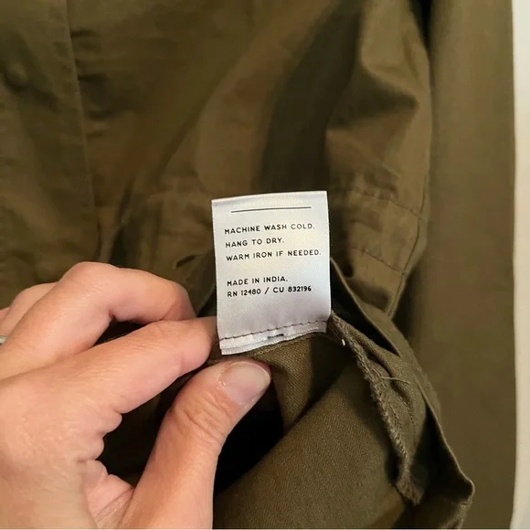 PACT Women’s Organic Cotton Woven Field Jacket in Grape Leaf Size L Like New - Picture 8 of 13